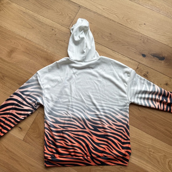 Cincinnati Bengals Hoodie - Picture 6 of 7